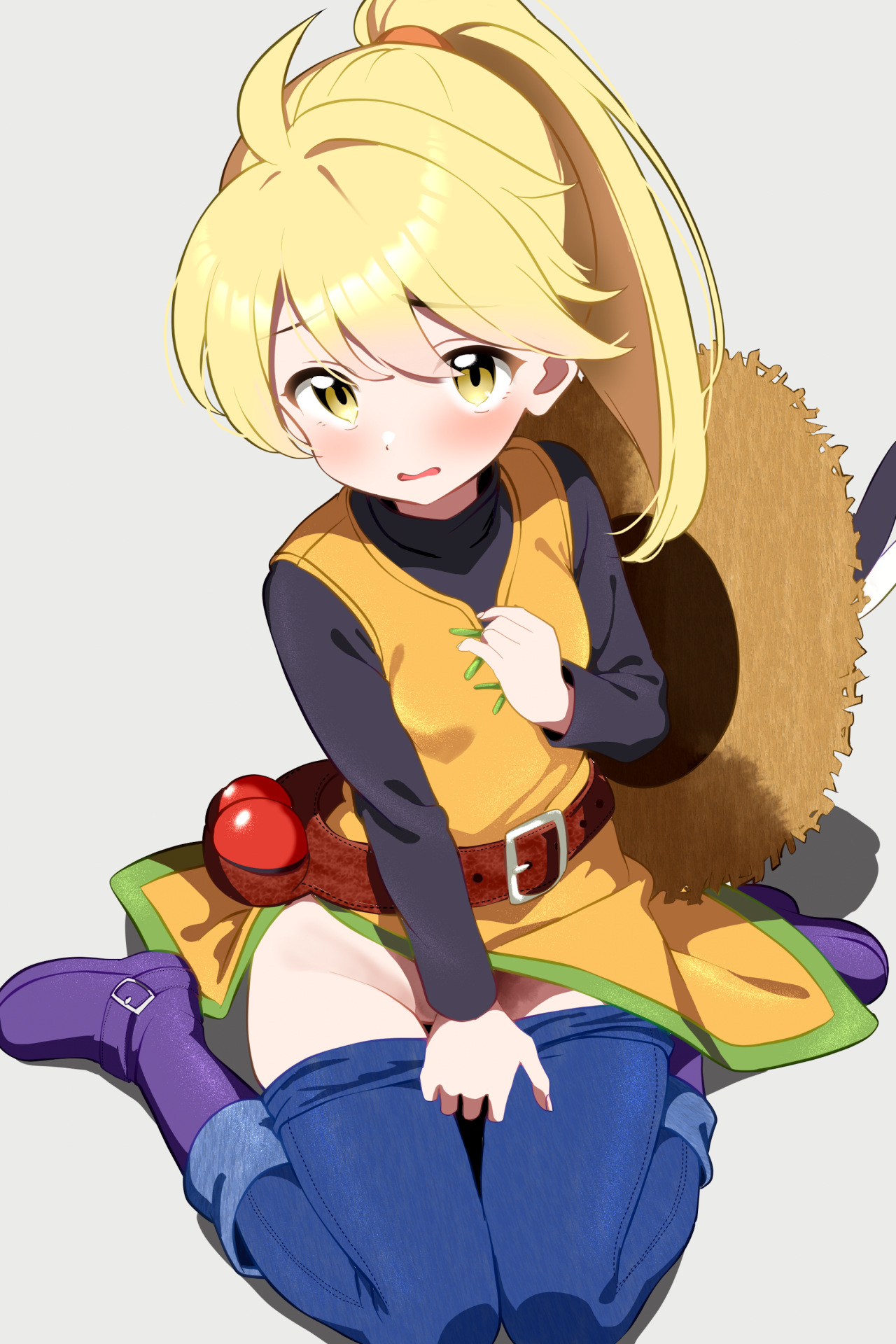 イエロー